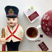 Load image into Gallery viewer, Organic Saffron Herbal Tea : Cinnamon, Clove & Greek Saffron Tea (Gluten-Free, Caffeine-Free)